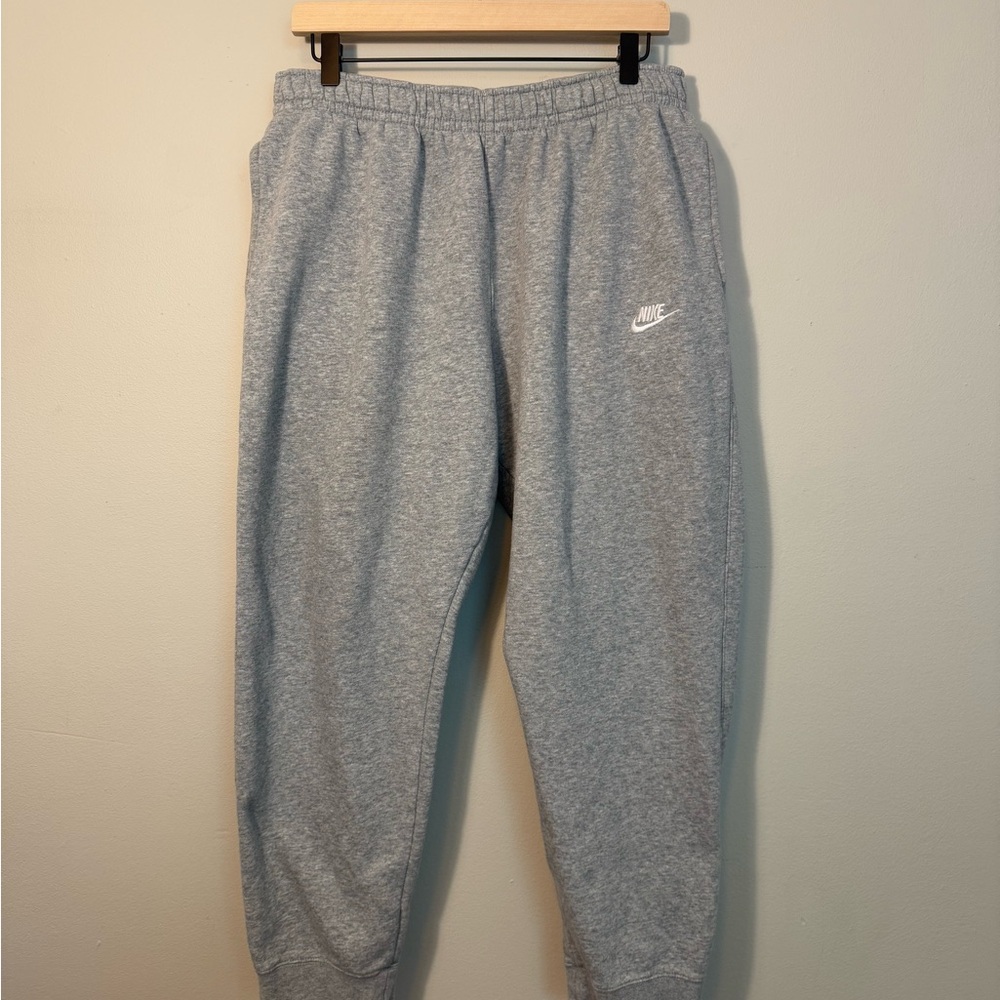 Nike Men’s Sportswear Club Fleece Jogger Pants Heather Gray Elastic Waist Sz XL - Picture 2 of 11